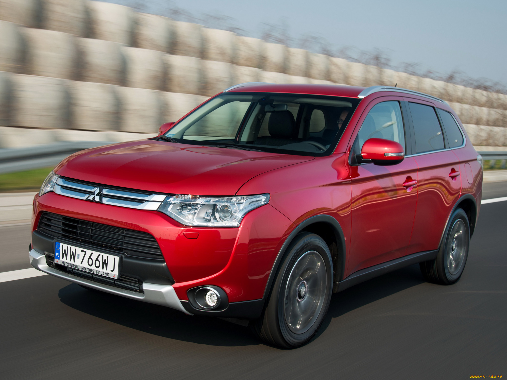 Митсубиши аутлендер. Mitsubishi Outlander 3. Мицубиси Аутлендер 3 поколения. Митсубиси Аутлендер 2012 3 поколение. Митсубиси Аутлендер 3 2014 красный.